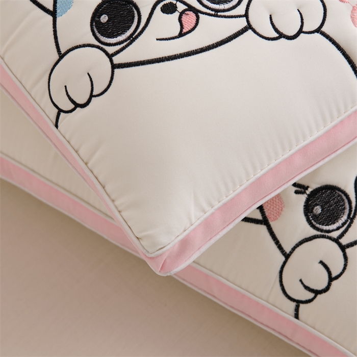 91家纺网 家纺一手货源 找家纺 蝶飞舞 2025新款萌萌猫情侣枕亲子学生枕头枕芯 萌萌猫-粉色 48*74cm/1000g