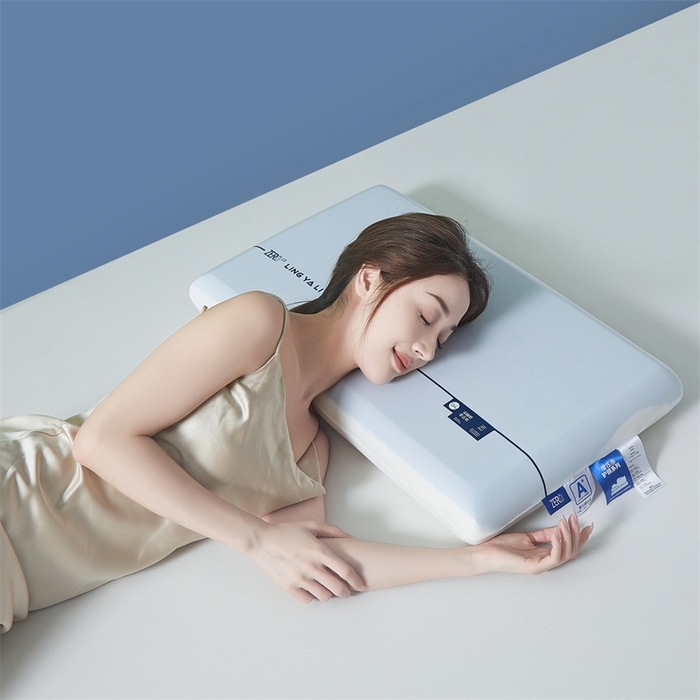 91家纺网 家纺一手货源 找家纺 蝶飞舞 2025新款pro二代零压力慢回弹 三拼记忆枕头枕芯 三芯记忆枕 70*42*8cm