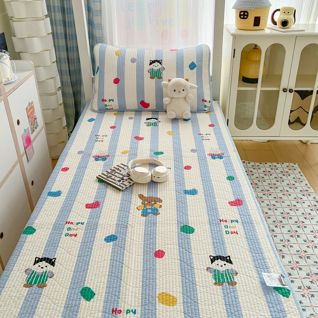 91家纺网 家纺一手货源 找家纺 沐纯家居 2025新款学生款双面纯棉棉花床盖三件套 快乐伙伴