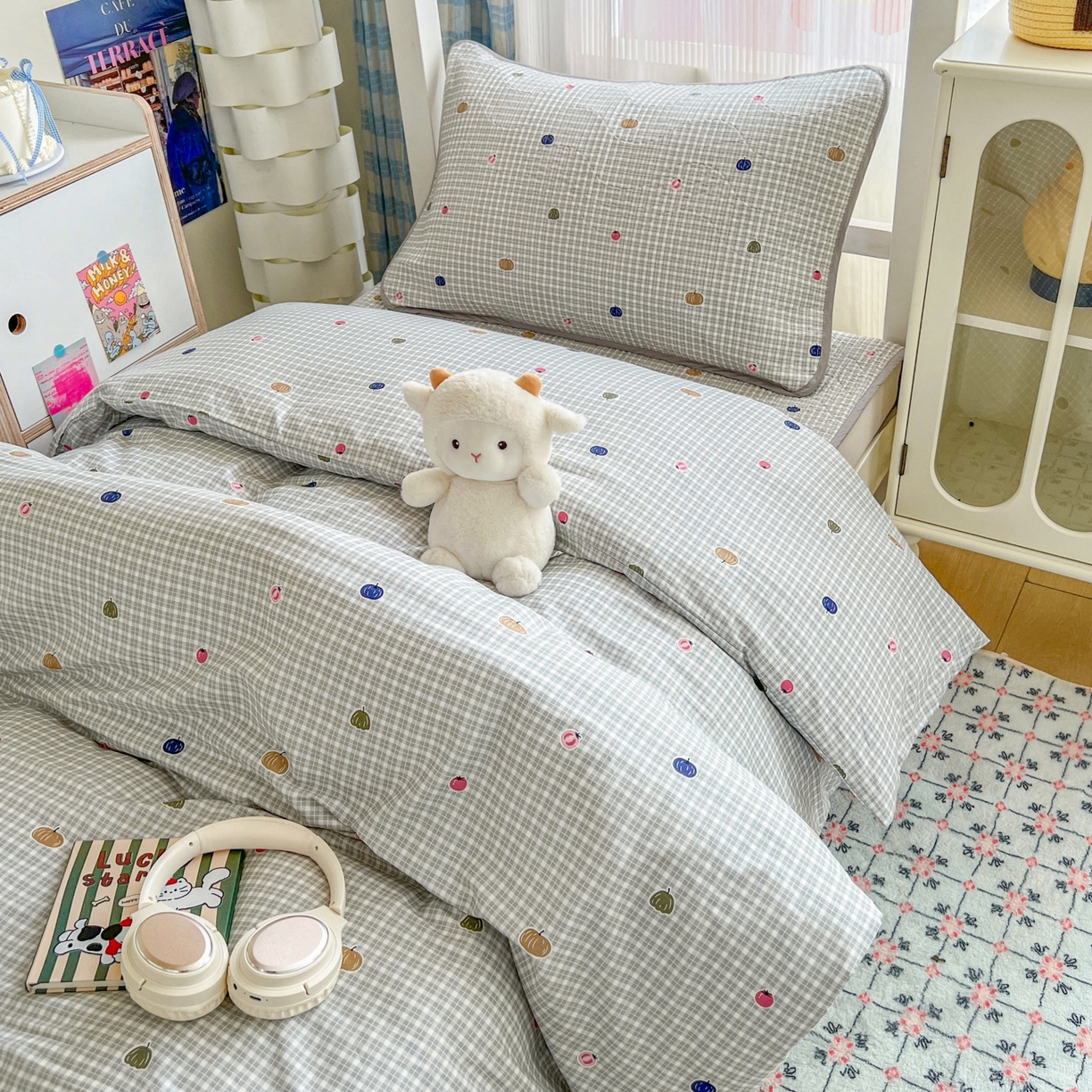 91家纺网 家纺一手货源 找家纺 沐纯家居 2025新款学生款双面纯棉棉花床盖三件套 南瓜派