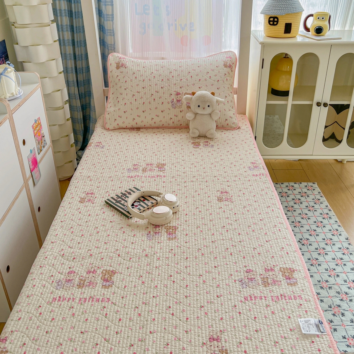 91家纺网 家纺一手货源 找家纺 沐纯家居 2025新款学生款双面纯棉棉花床盖三件套 安妮