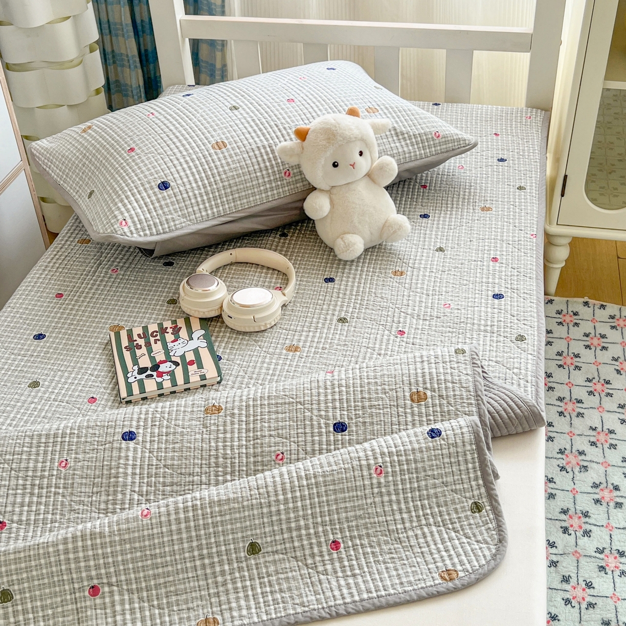 91家纺网 家纺一手货源 找家纺 沐纯家居 2025新款学生款双面纯棉棉花床盖三件套 南瓜派