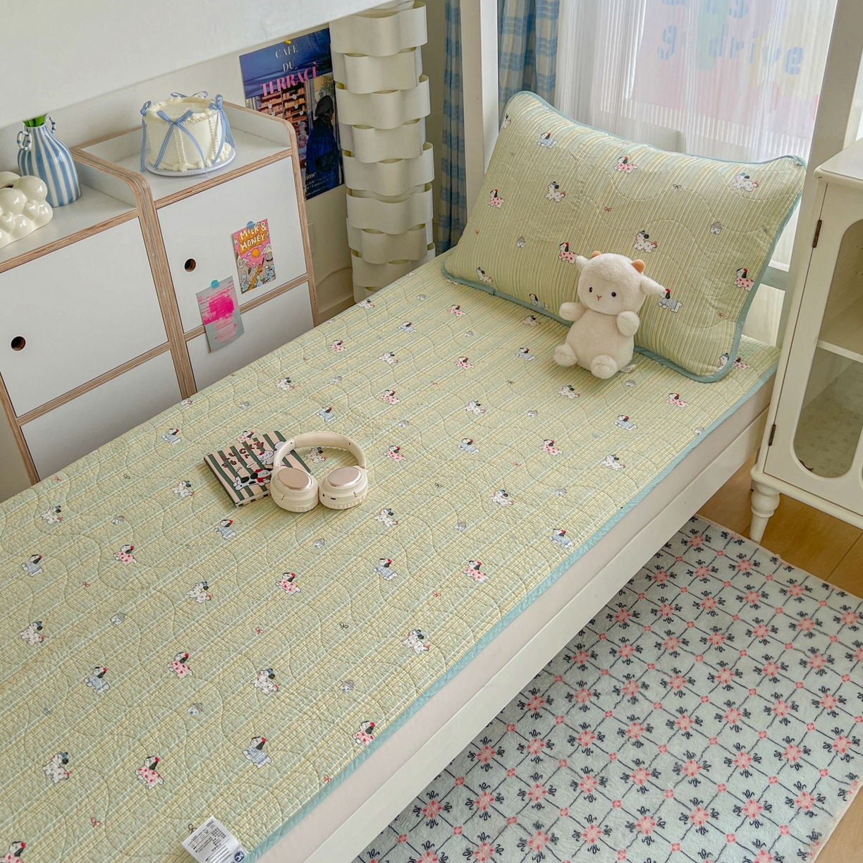 91家纺网 家纺一手货源 找家纺 沐纯家居 2025新款学生款双面纯棉棉花床盖三件套 狗狗乐园