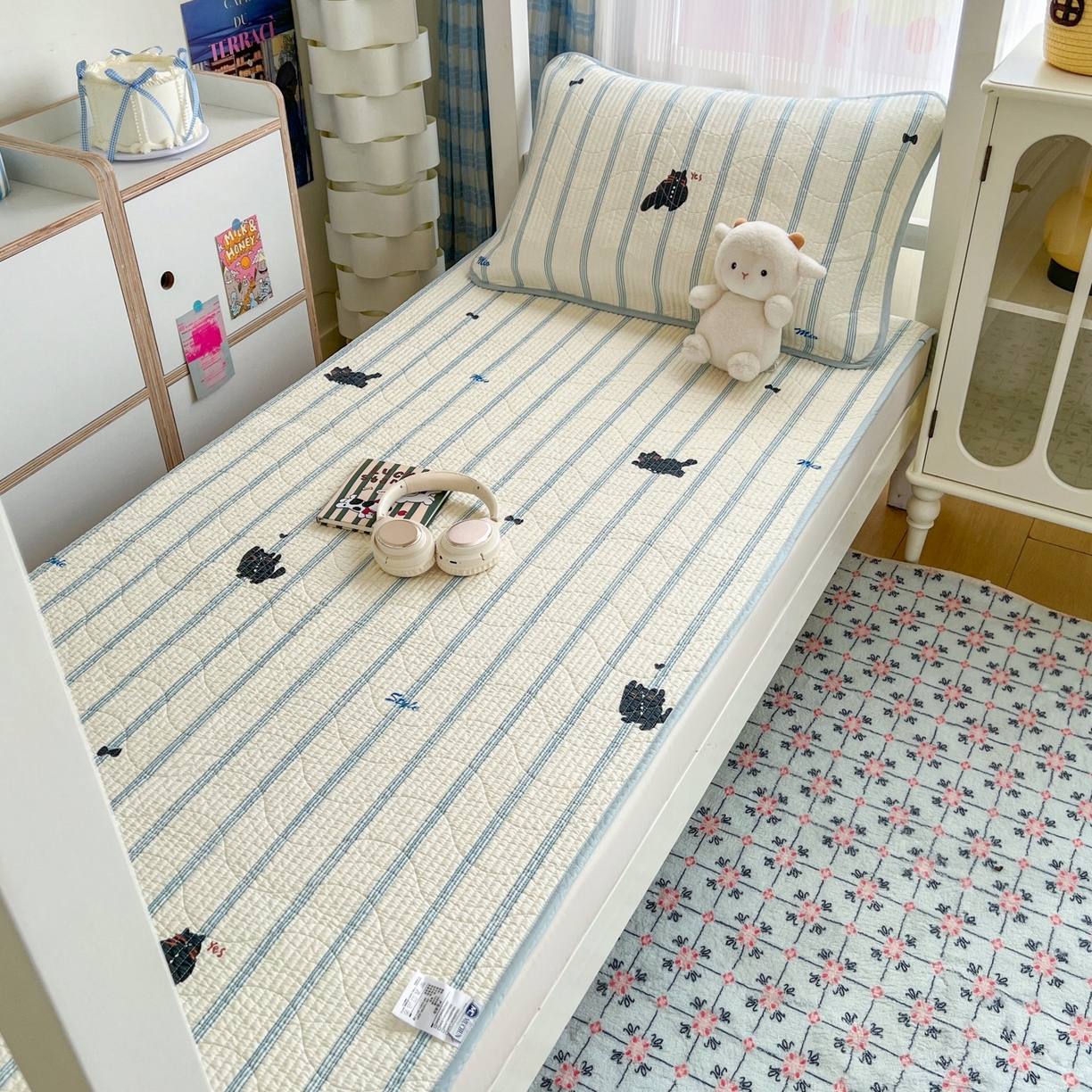 91家纺网 家纺一手货源 找家纺 沐纯家居 2025新款学生款双面纯棉棉花床盖三件套 猫咪呼呼