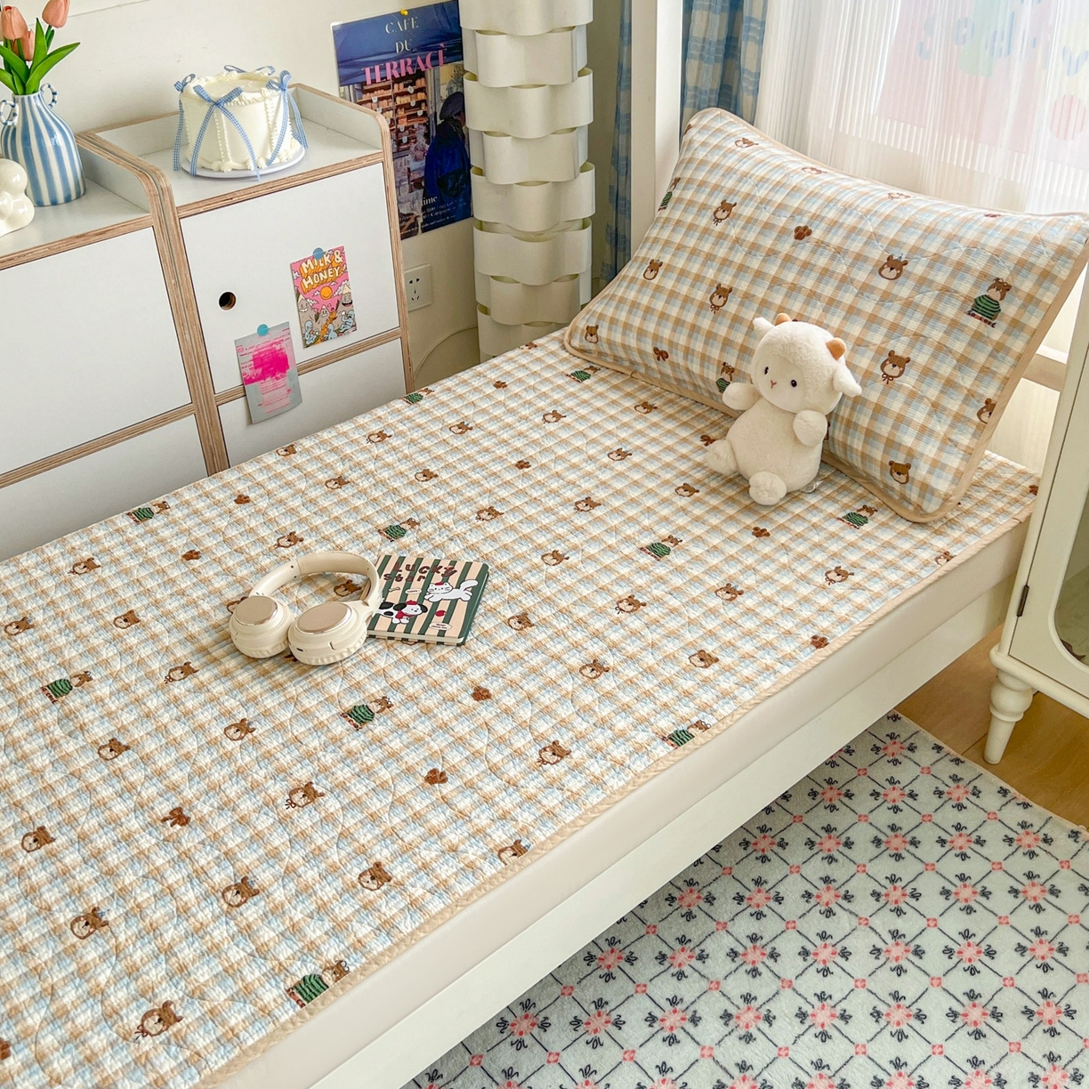 91家纺网 家纺一手货源 找家纺 沐纯家居 2025新款学生款双面纯棉棉花床盖三件套 熊出没