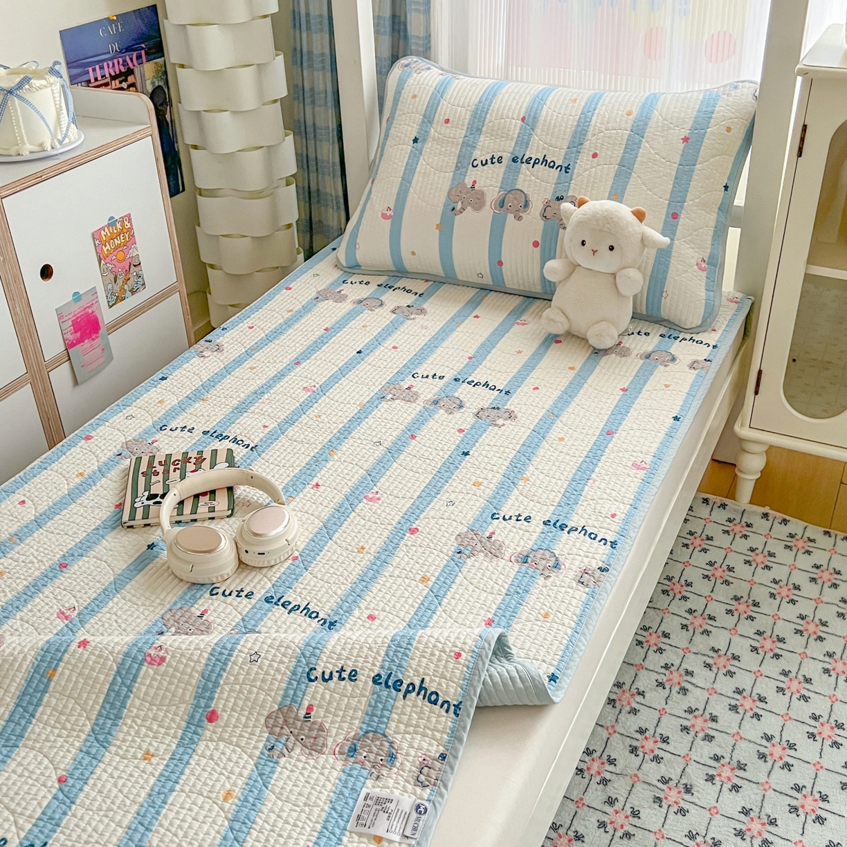 91家纺网 家纺一手货源 找家纺 沐纯家居 2025新款学生款双面纯棉棉花床盖三件套 三只小象