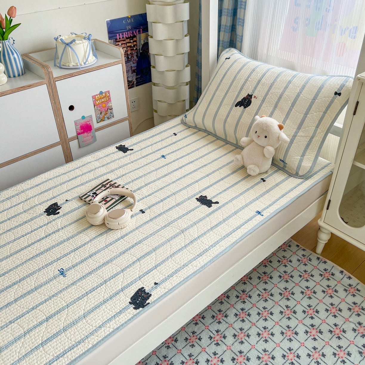 91家纺网 家纺一手货源 找家纺 沐纯家居 2025新款学生款双面纯棉棉花床盖三件套 猫咪呼呼