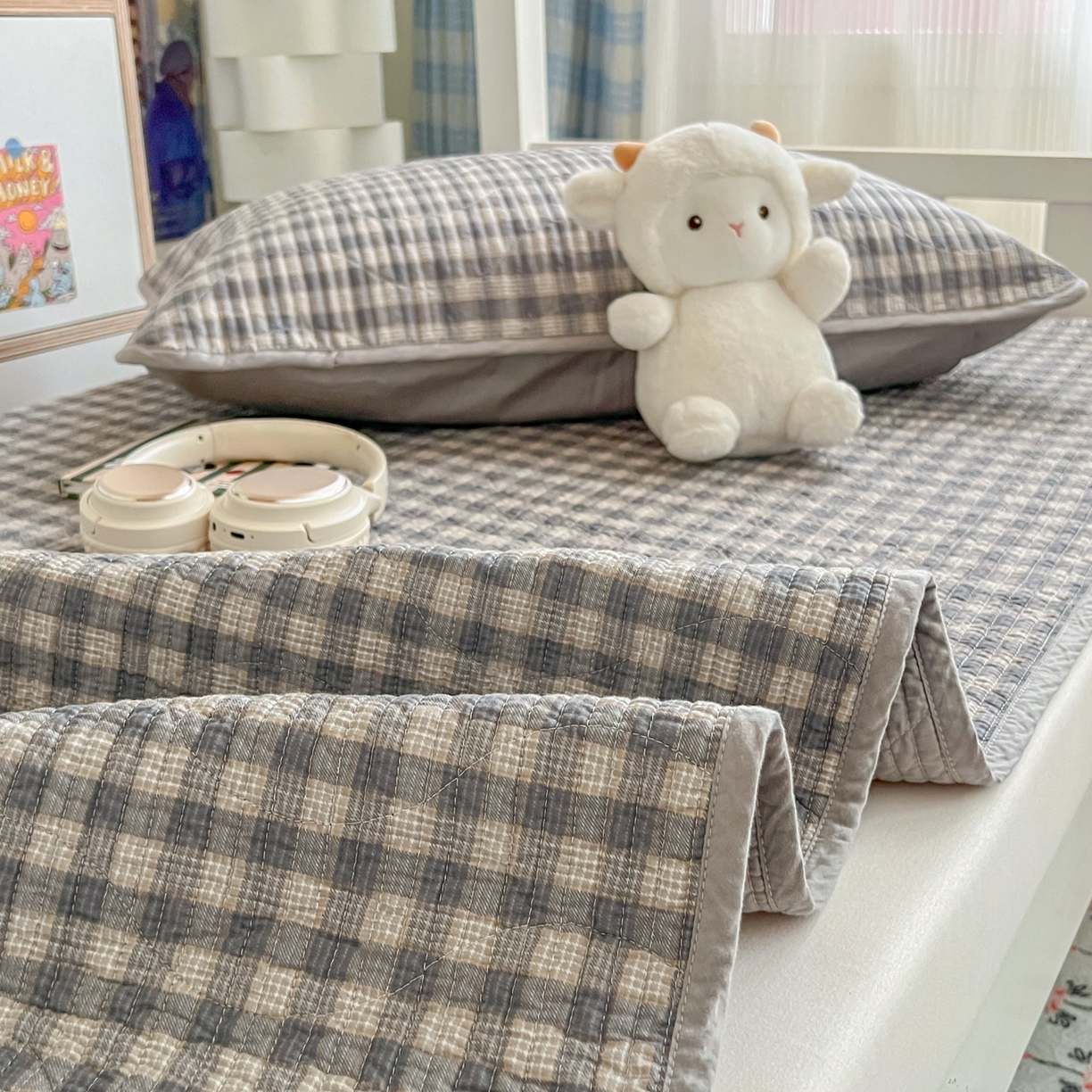 91家纺网 家纺一手货源 找家纺 沐纯家居 2025新款学生款双面纯棉棉花床盖三件套 时光漫调