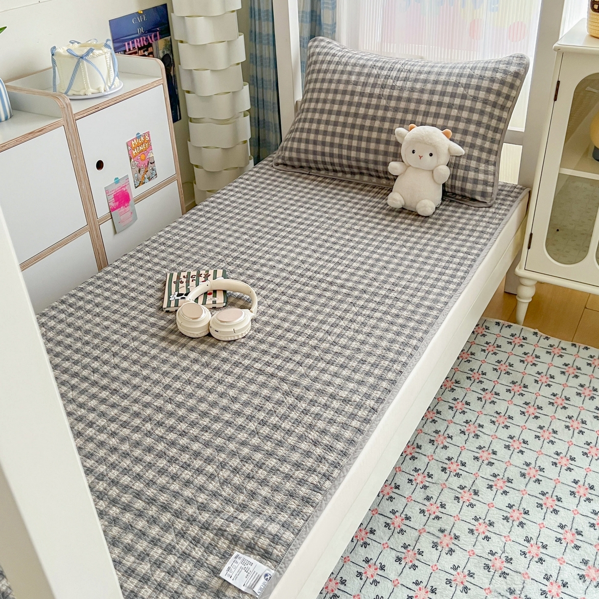 91家纺网 家纺一手货源 找家纺 沐纯家居 2025新款学生款双面纯棉棉花床盖三件套 时光漫调