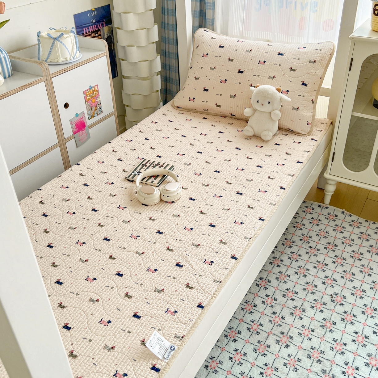 91家纺网 家纺一手货源 找家纺 沐纯家居 2025新款学生款双面纯棉棉花床盖三件套 幸运狗