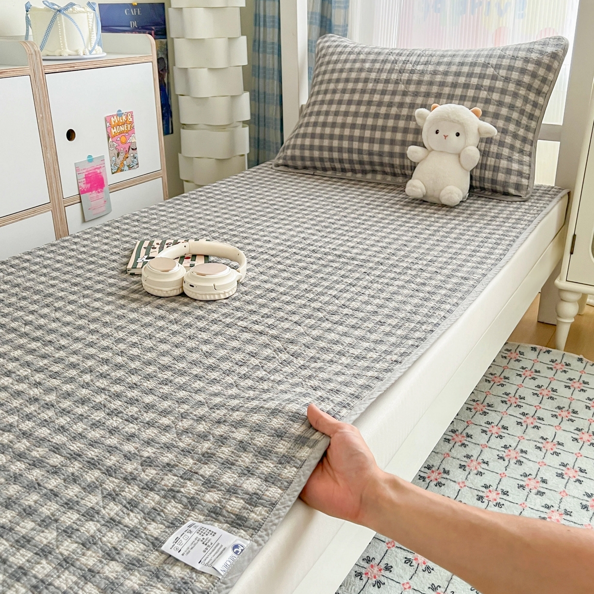 91家纺网 家纺一手货源 找家纺 沐纯家居 2025新款学生款双面纯棉棉花床盖三件套 时光漫调