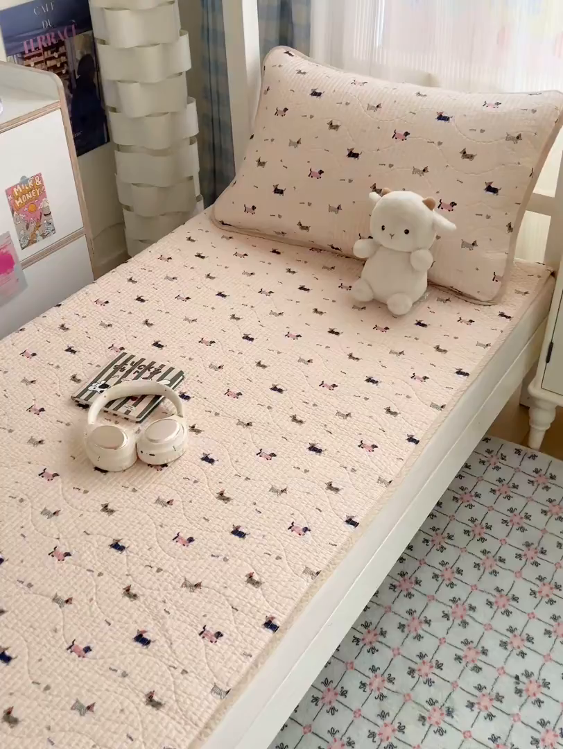 91家纺网 家纺一手货源 找家纺 沐纯家居 2025新款学生款双面纯棉棉花床盖三件套 幸运狗