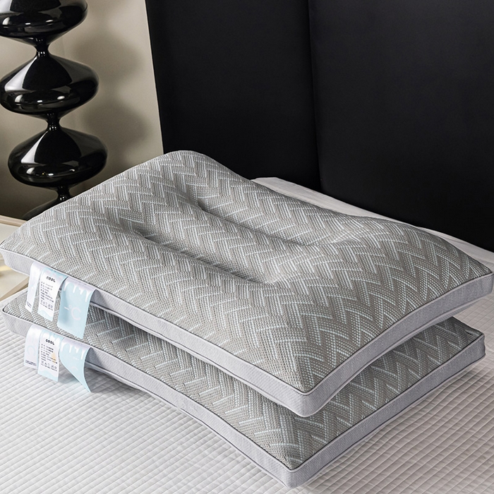 91家纺网 家纺一手货源 找家纺 蝶飞舞 2025新款A类凉感丝黑曼巴风枕头枕芯 保健枕-V型 48*74cm