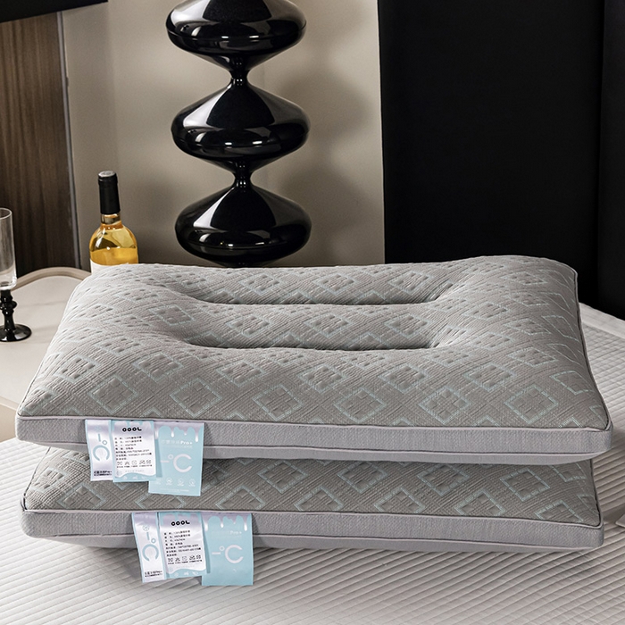 91家纺网 家纺一手货源 找家纺 蝶飞舞 2025新款A类凉感丝黑曼巴风枕头枕芯 保健枕-菱型 48*74cm