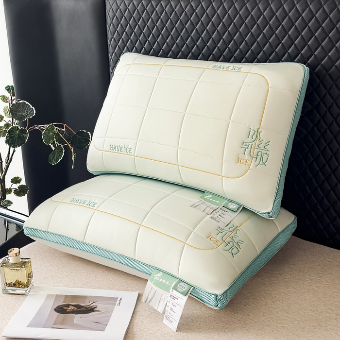 91家纺网 家纺一手货源 找家纺 （总）蝶飞舞 2025新款刺绣冰丝乳胶面包枕枕头枕芯 护颈助眠冰丝面包枕