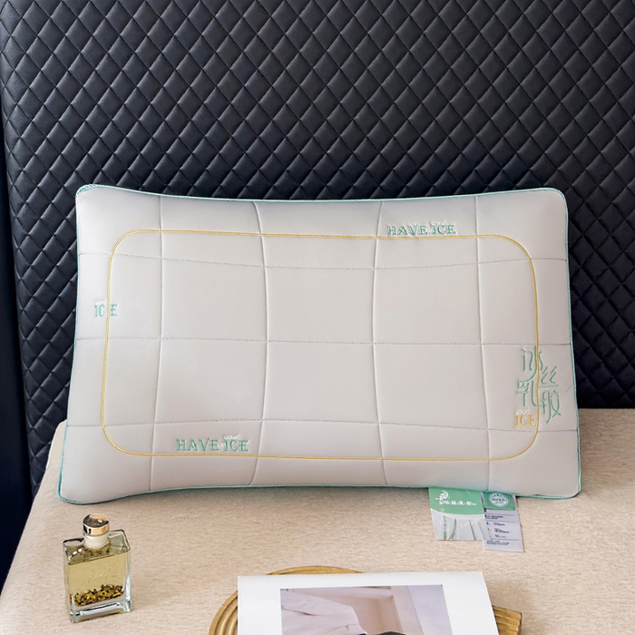 91家纺网 家纺一手货源 找家纺 蝶飞舞 2025新款刺绣冰丝乳胶面包枕枕头枕芯 护颈助眠冰丝面包枕 灰色/1000g 48*74cm