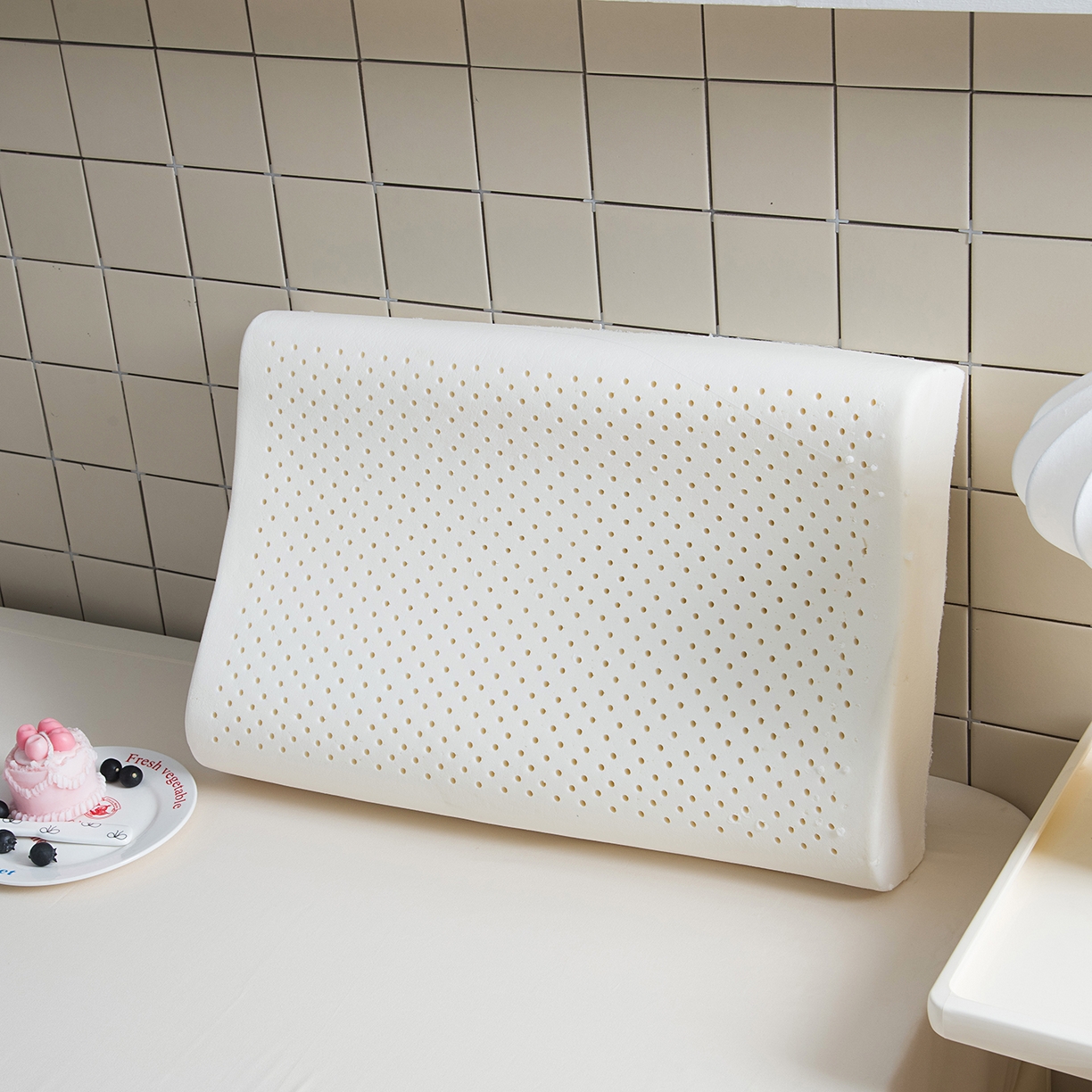 91家纺网 家纺一手货源 找家纺 （总）一粒麦子乳胶馆 2025新款天丝面料枕芯记忆棉枕芯