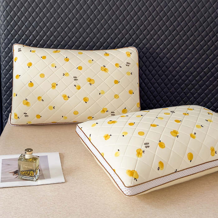 91家纺网 家纺一手货源 找家纺 蝶飞舞 2025新款小清新乳胶冰丝枕头枕芯清凉舒爽枕立体冰丝乳胶枕靓黄 靓黄/900g 48*74cm