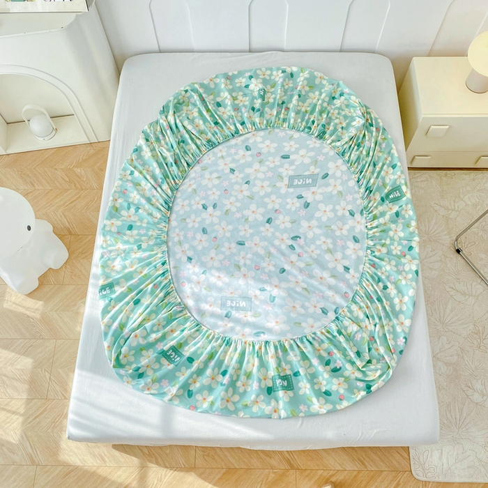 91家纺网 家纺一手货源 找家纺 小叮当家纺仓储工厂店 （爆款花型 长期款 不断货）2025年新款条纹卡通花卉纯棉全棉床笠三件套 花满城-绿