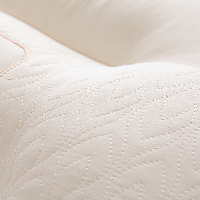 91家纺网 家纺一手货源 找家纺 蝶飞舞 2025新款羊绒蛋白枕头枕芯直播专供立体刺绣护颈枕芯 驼绒  蛋白枕粉色800g 48*74cm