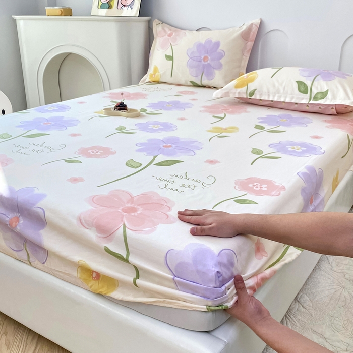 小叮当家纺仓储工厂店 （爆款花型 长期款 不断货）2025年新款条纹卡通花卉纯棉全棉床笠三件套 惊鸿仙子