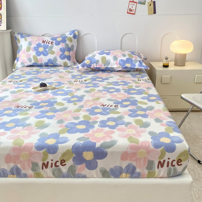 91家纺网 家纺一手货源 找家纺 小叮当家纺仓储工厂店 （爆款花型 长期款 不断货）2025年新款条纹卡通花卉纯棉全棉床笠三件套 蓝海晨光