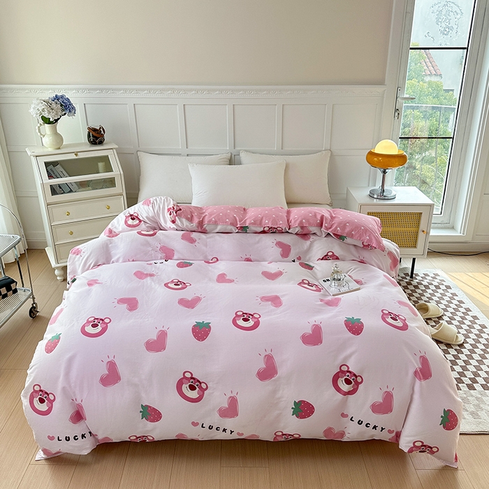 91家纺网 家纺一手货源 找家纺 小叮当家纺仓储工厂店 （爆款花型 长期款 不断货）2025年新款小清新印花条纹卡通花卉纯棉全棉单品系列--单被套 甜心乐园