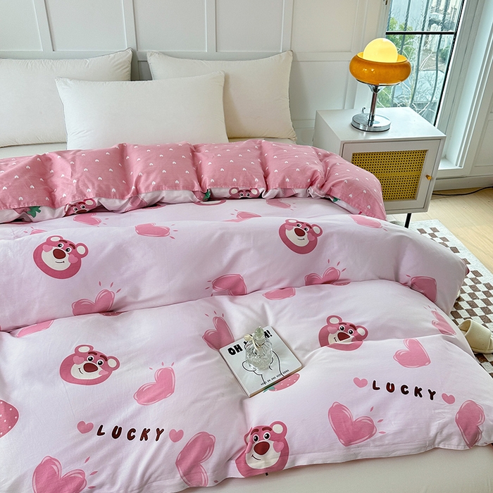 91家纺网 家纺一手货源 找家纺 小叮当家纺仓储工厂店 （爆款花型 长期款 不断货）2025年新款小清新印花条纹卡通花卉纯棉全棉单品系列--单被套 甜心乐园