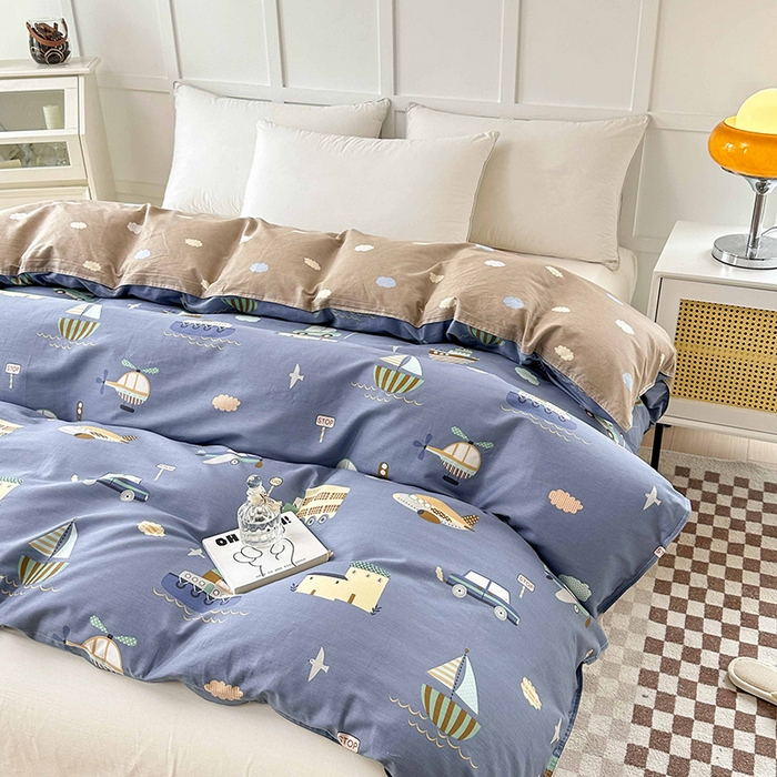 91家纺网 家纺一手货源 找家纺 小叮当家纺仓储工厂店 （爆款花型 长期款 不断货）2025年新款小清新印花条纹卡通花卉纯棉全棉单品系列--单被套 玩具乐园-兰