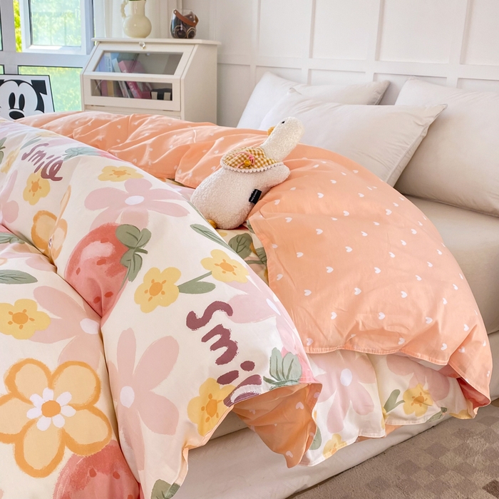 小叮当家纺仓储工厂店 （爆款花型 长期款 不断货）2025年新款小清新印花条纹卡通花卉纯棉全棉单品系列--单被套 草莓物语