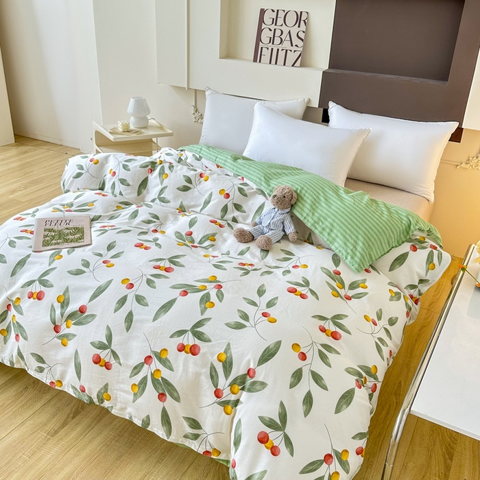 91家纺网 家纺一手货源 找家纺 小叮当家纺仓储工厂店 （爆款花型 长期款 不断货）2025年新款小清新印花条纹卡通花卉纯棉全棉单品系列--单被套 花果