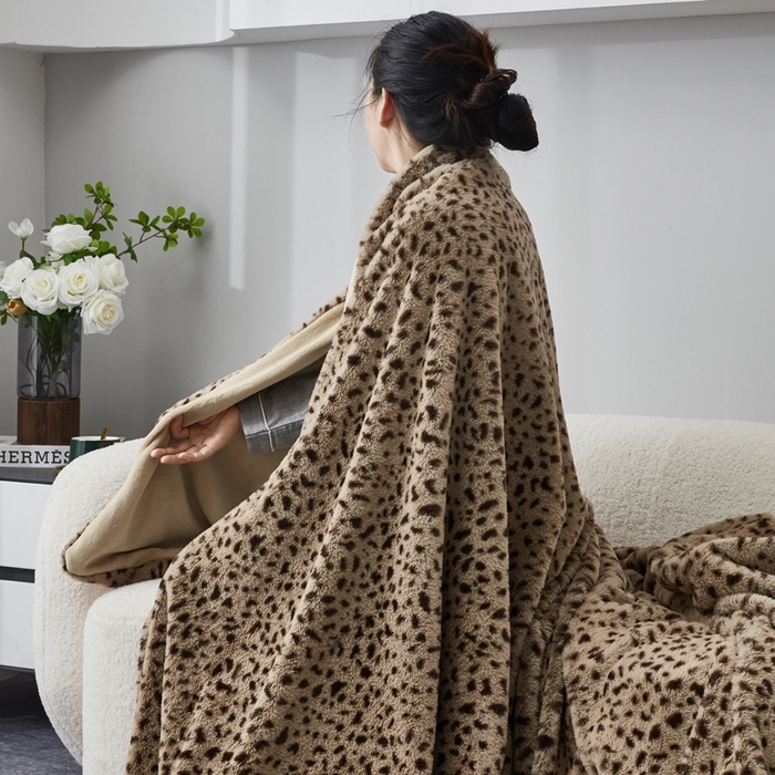 91家纺网 家纺一手货源 找家纺 库里梦家纺 2025新款跨境专供兔毛豹纹毛毯盖毯毯子 豹纹毛毯咖色