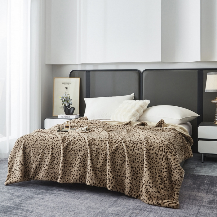 91家纺网 家纺一手货源 找家纺 库里梦家纺 2025新款跨境专供兔毛豹纹毛毯盖毯毯子 豹纹毛毯咖色