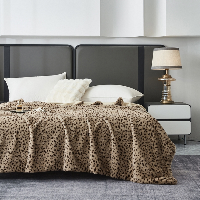 91家纺网 家纺一手货源 找家纺 库里梦家纺 2025新款跨境专供兔毛豹纹毛毯盖毯毯子 豹纹毛毯咖色