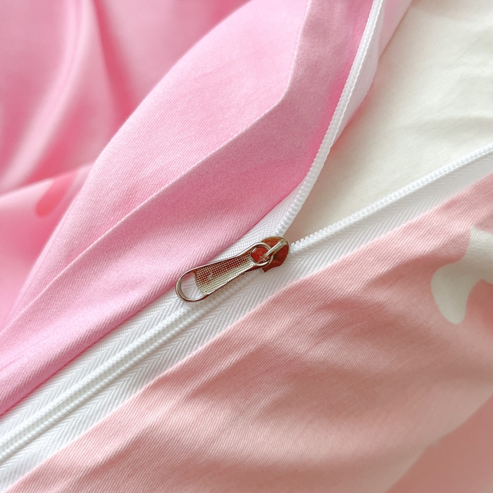 91家纺网 家纺一手货源 找家纺 金爱家 2025新款三丽鸥纯棉数码印花系列四件套 大阪-星戴美乐蒂