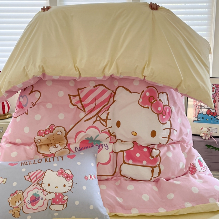 91家纺网 家纺一手货源 找家纺 金爱家 2025新款三丽鸥纯棉数码印花系列四件套 大阪-糖果kt