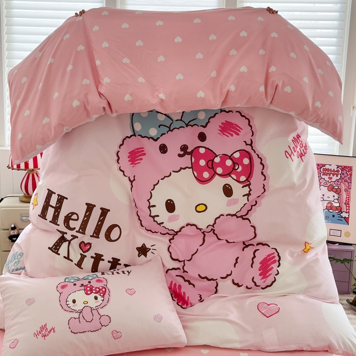 91家纺网 家纺一手货源 找家纺 金爱家 2025新款三丽鸥纯棉数码印花系列四件套 大阪-babykitty