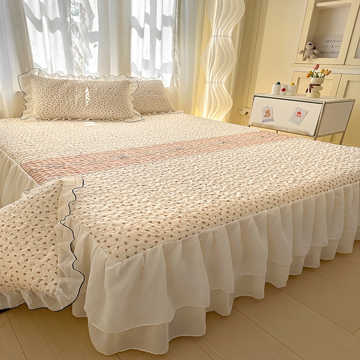 91家纺网 家纺一手货源 找家纺 易辰美 2025新款亲肤舒适印花夹棉公主风床裙 艾薇尔-桔