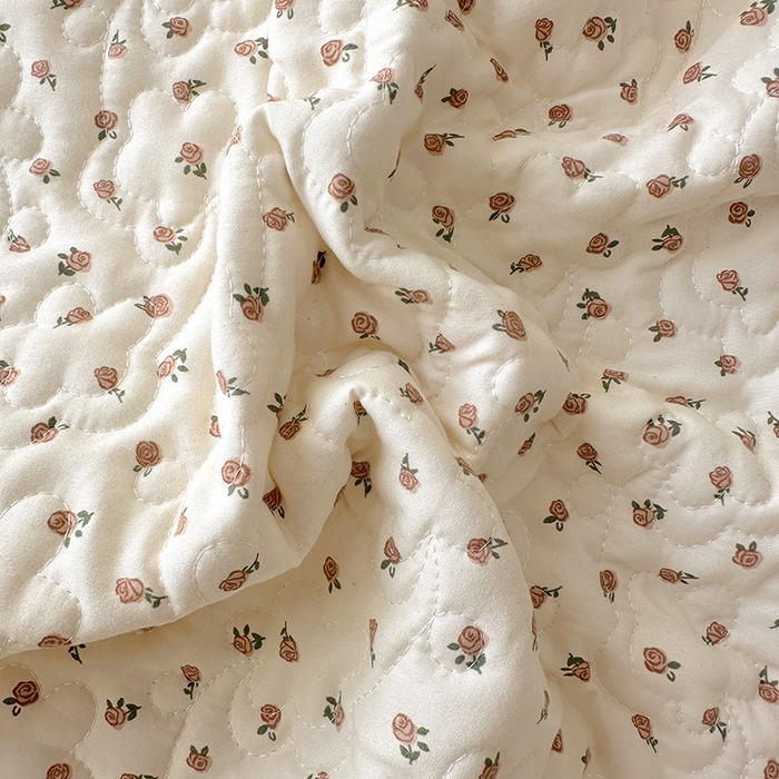 91家纺网 家纺一手货源 找家纺 易辰美 2025新款亲肤舒适印花夹棉公主风床裙 艾薇尔-桔