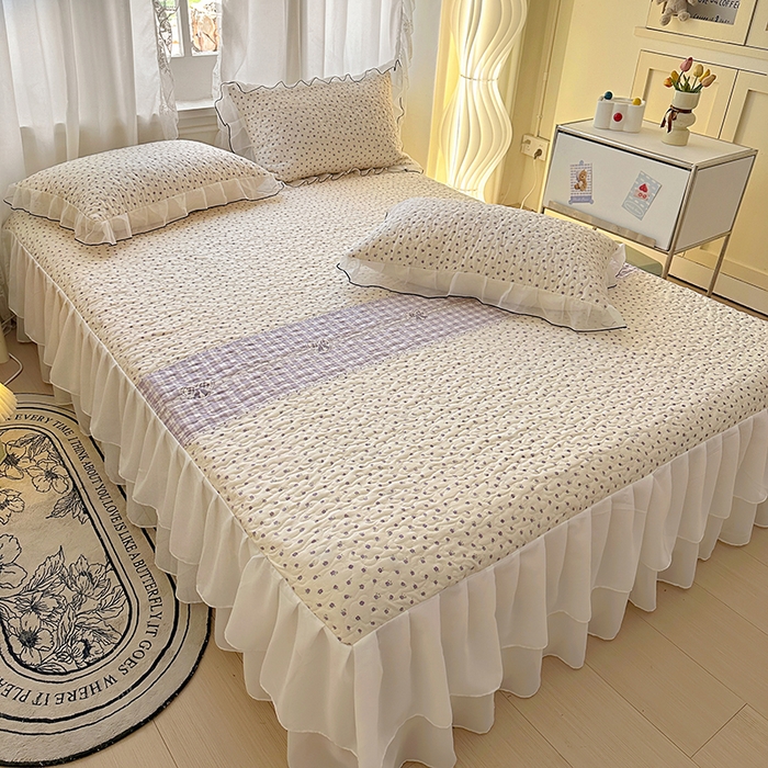 91家纺网 家纺一手货源 找家纺 易辰美 2025新款亲肤舒适印花夹棉公主风床裙 艾薇尔-紫