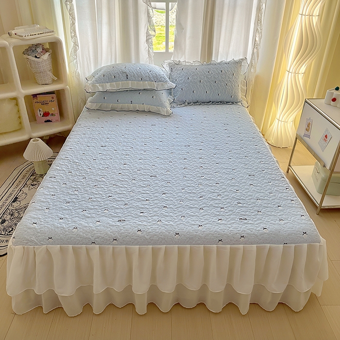 易辰美 2025新款亲肤舒适印花夹棉公主风床裙 草莓啵啵-兰