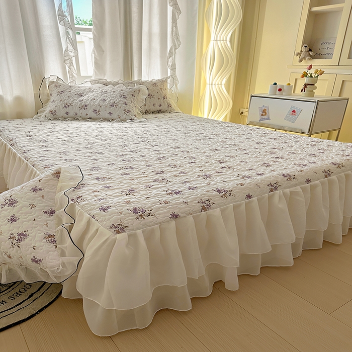 91家纺网 家纺一手货源 找家纺 易辰美 2025新款亲肤舒适印花夹棉公主风床裙 花倾心-粉