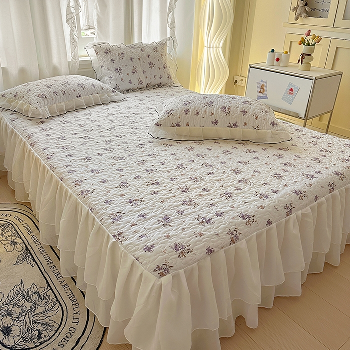 91家纺网 家纺一手货源 找家纺 易辰美 2025新款亲肤舒适印花夹棉公主风床裙 花倾心-粉