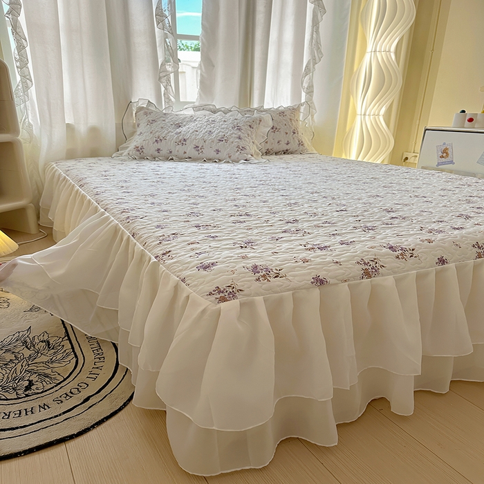 91家纺网 家纺一手货源 找家纺 易辰美 2025新款亲肤舒适印花夹棉公主风床裙 花倾心-粉