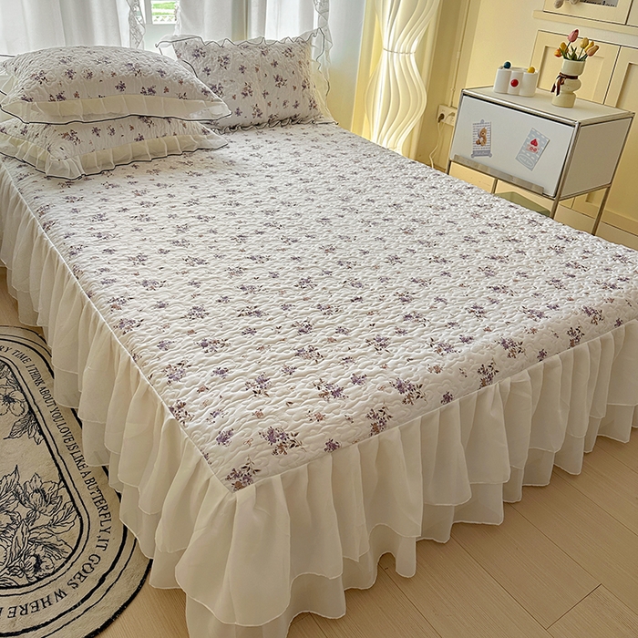 91家纺网 家纺一手货源 找家纺 易辰美 2025新款亲肤舒适印花夹棉公主风床裙 花倾心-粉