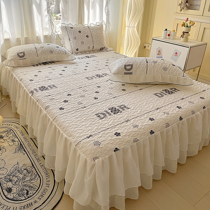 91家纺网 家纺一手货源 找家纺 易辰美 2025新款亲肤舒适印花夹棉公主风床裙 煌朝-灰