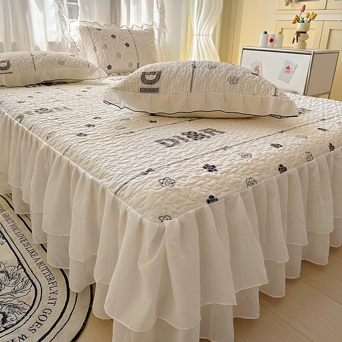 91家纺网 家纺一手货源 找家纺 易辰美 2025新款亲肤舒适印花夹棉公主风床裙 煌朝-灰