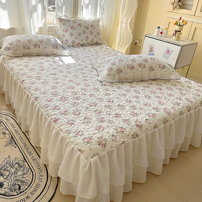 91家纺网 家纺一手货源 找家纺 易辰美 2025新款亲肤舒适印花夹棉公主风床裙 蔻依娜-粉