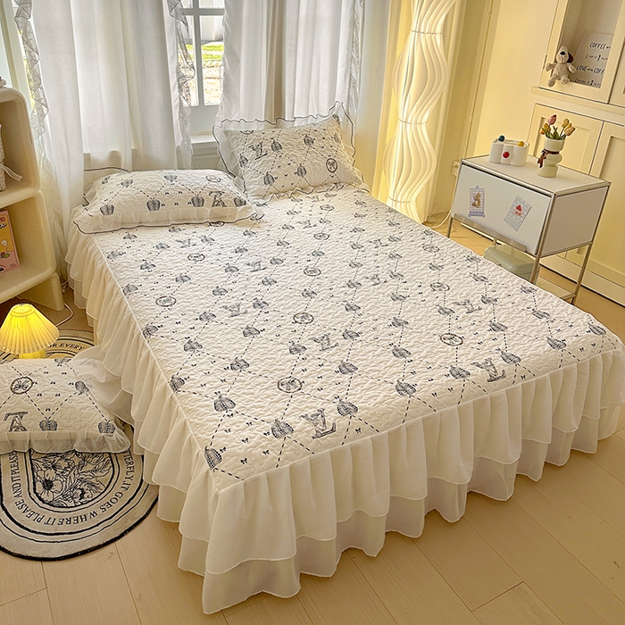 91家纺网 家纺一手货源 找家纺 易辰美 2025新款亲肤舒适印花夹棉公主风床裙 榴夏-灰