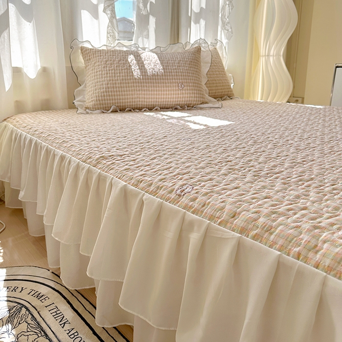 91家纺网 家纺一手货源 找家纺 易辰美 2025新款亲肤舒适印花夹棉公主风床裙 甜心-粉